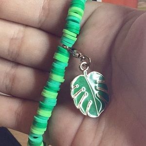 Green leaf bracelet